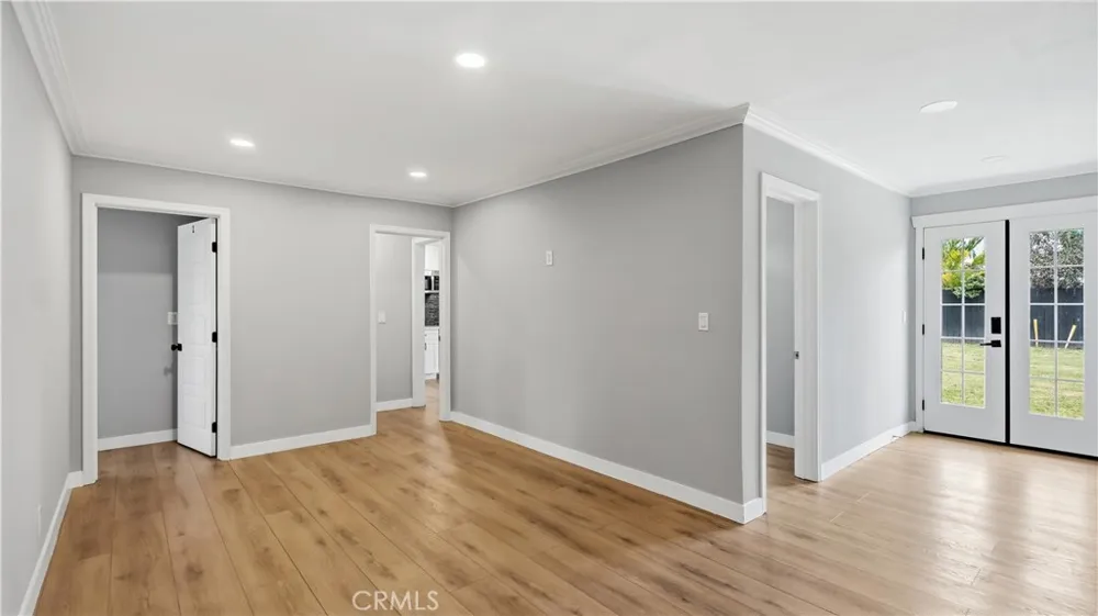 726 W Franklin Pomona, CA 91766