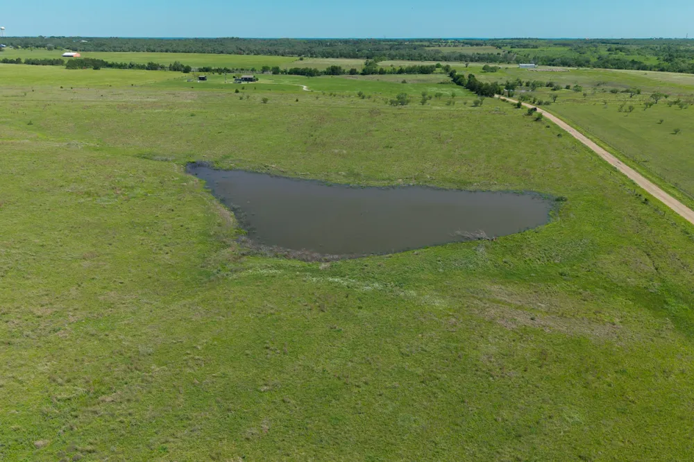1571 Schulze Road Schulenburg, TX 78956