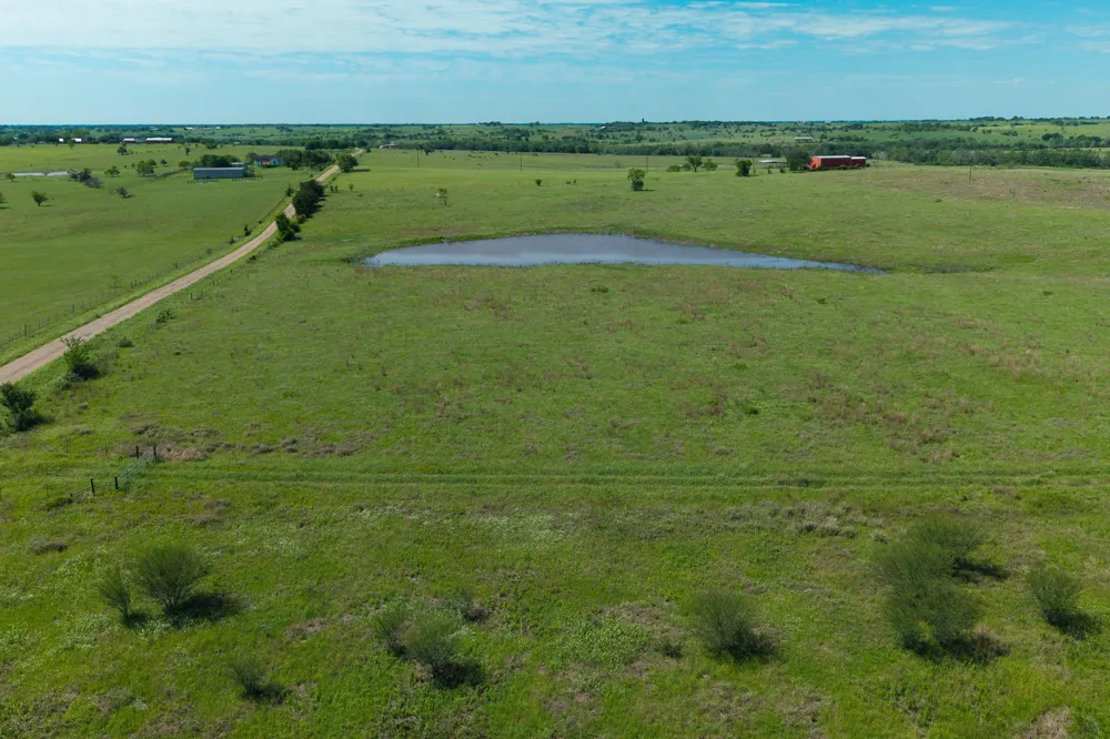 1571 Schulze Road Schulenburg, TX 78956
