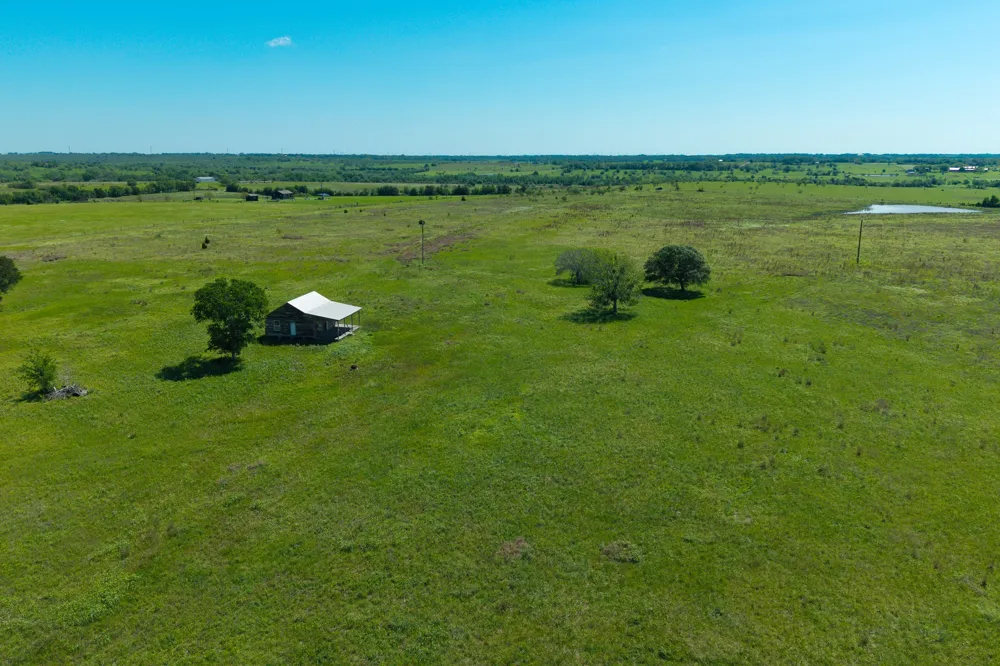 1571 Schulze Road Schulenburg, TX 78956