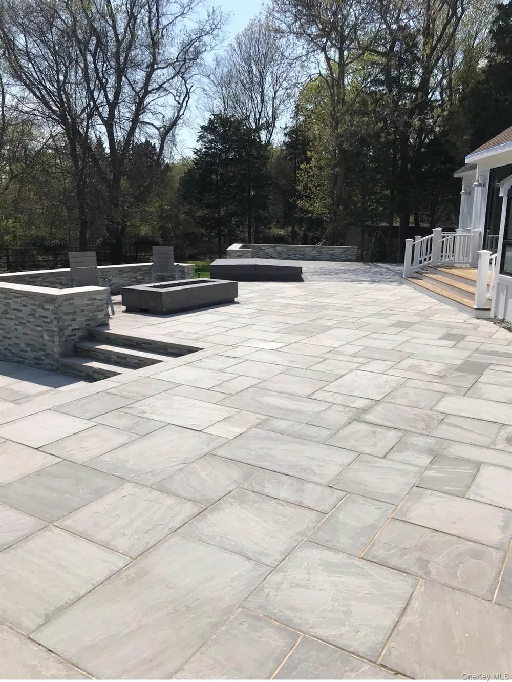 263 Ferry Road Sag Harbor, NY 11963