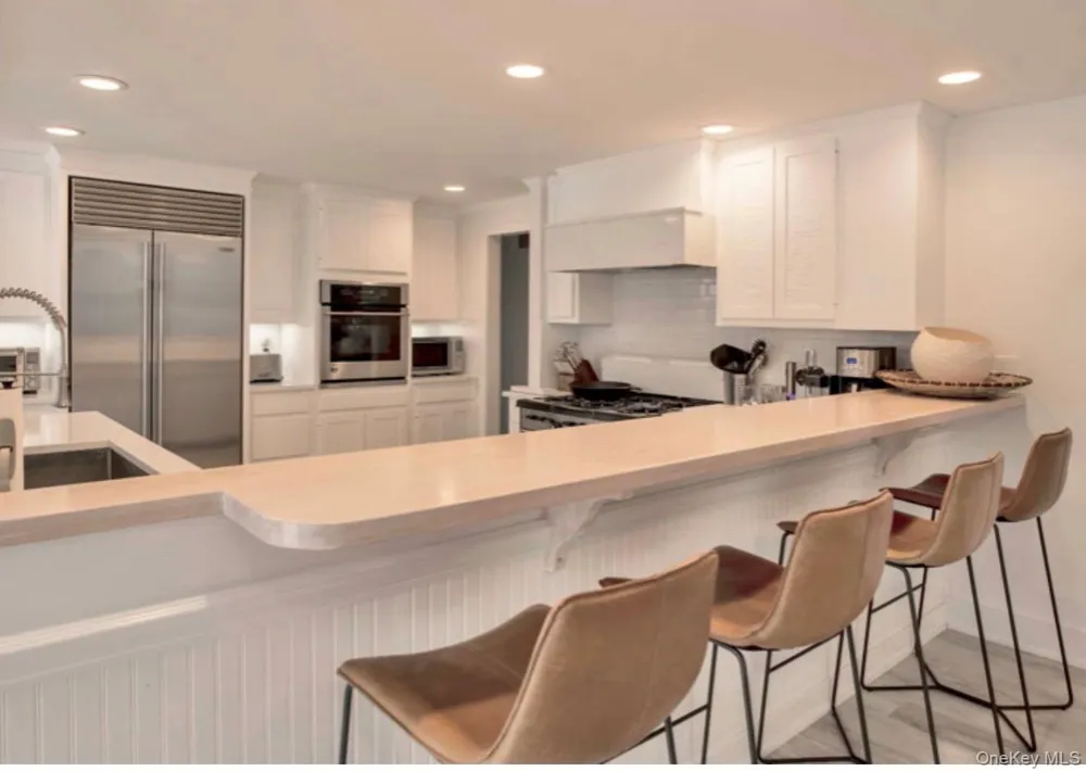 263 Ferry Road Sag Harbor, NY 11963