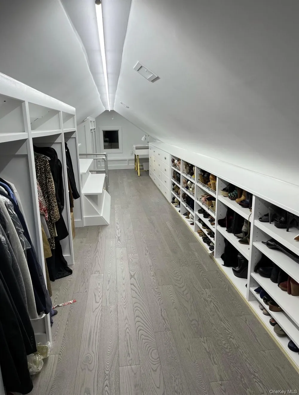 263 Ferry Road Sag Harbor, NY 11963