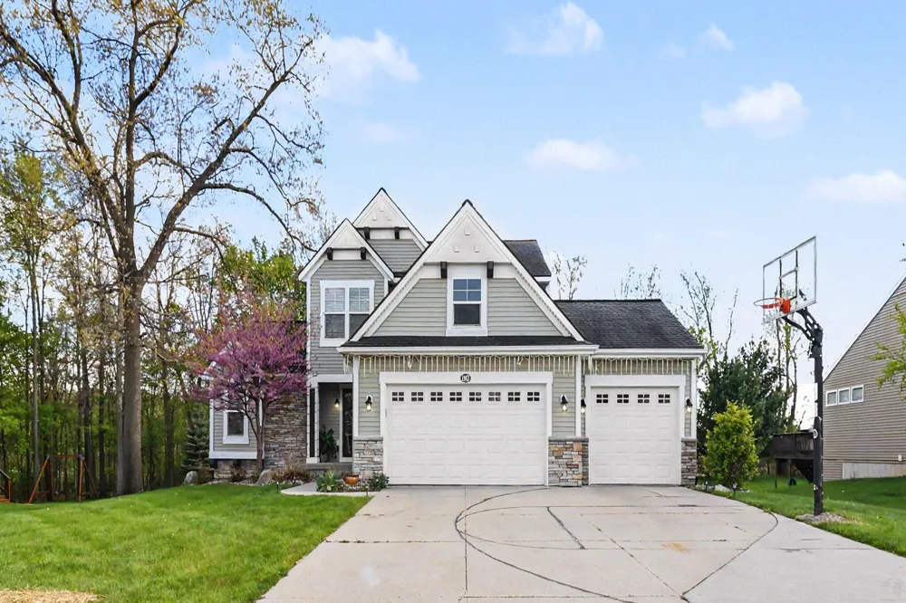 1507 Wellman Road DeWitt, MI 48820