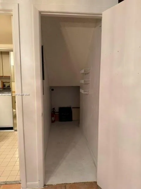8172 S Coral Circle North Lauderdale, FL 33068