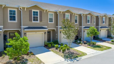 57 Bella Lago Circle
