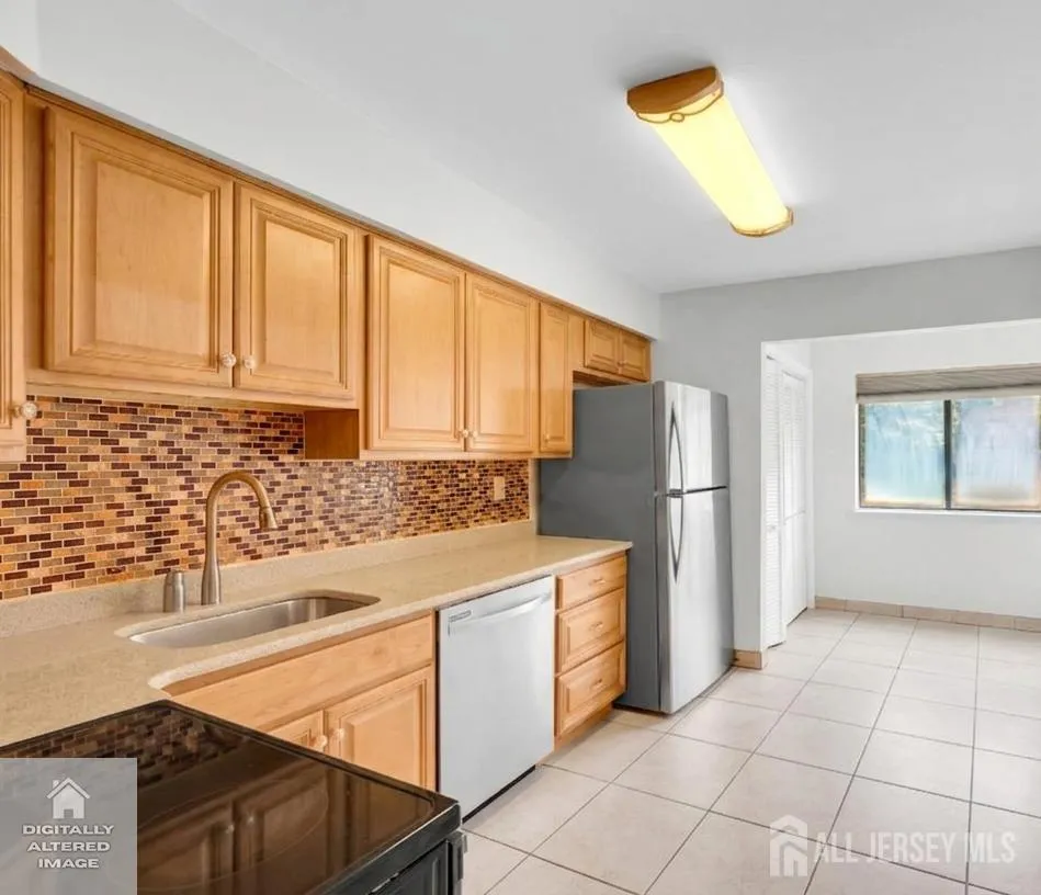 48 Ellen Heath Dr Drive Matawan, NJ 07747