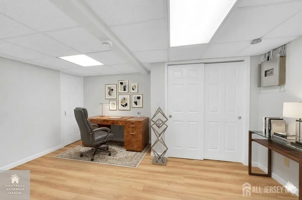 48 Ellen Heath Dr Drive Matawan, NJ 07747