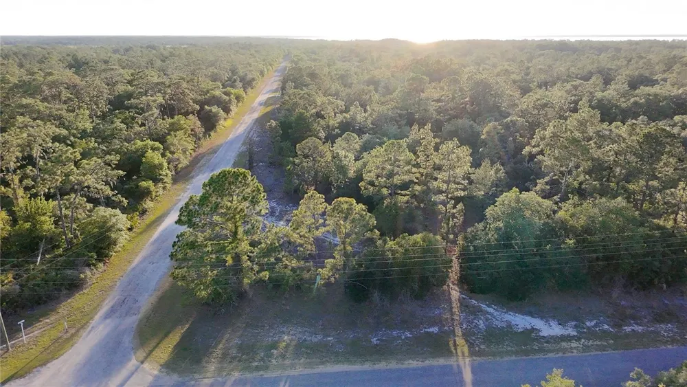 1002 GARDENIA DRIVE Indian Lake Estates, FL 33855