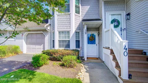 39 Poplar Place