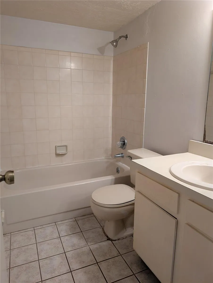 4342 SW 20TH LANE Gainesville, FL 32607