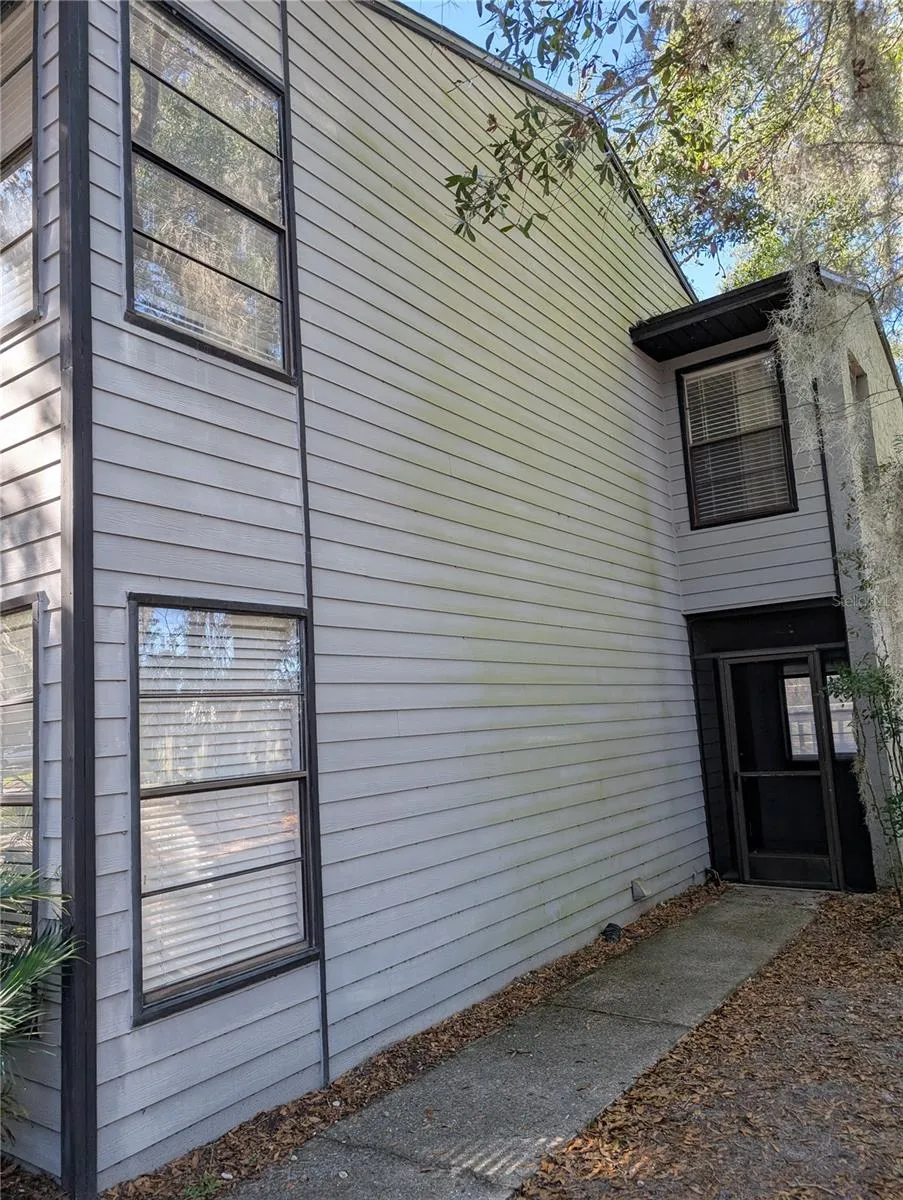 4342 SW 20TH LANE Gainesville, FL 32607