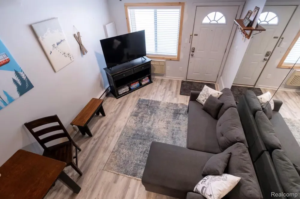 6519 Schuss Mountain Lane Custer Township, MI 49659
