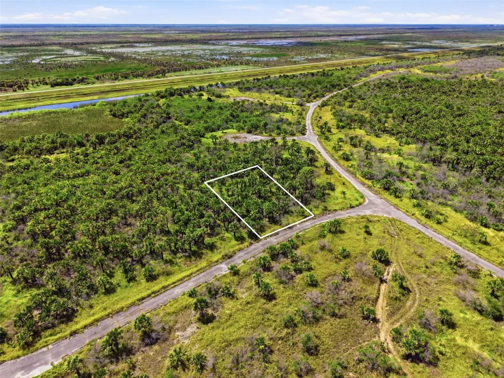 2806 FLAMEFLOWER TERRACE SW Palm Bay, FL 32908