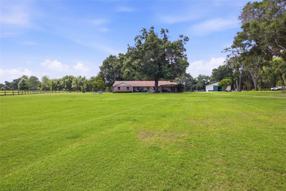 13551 NE 14TH AVENUE Citra, FL 32113