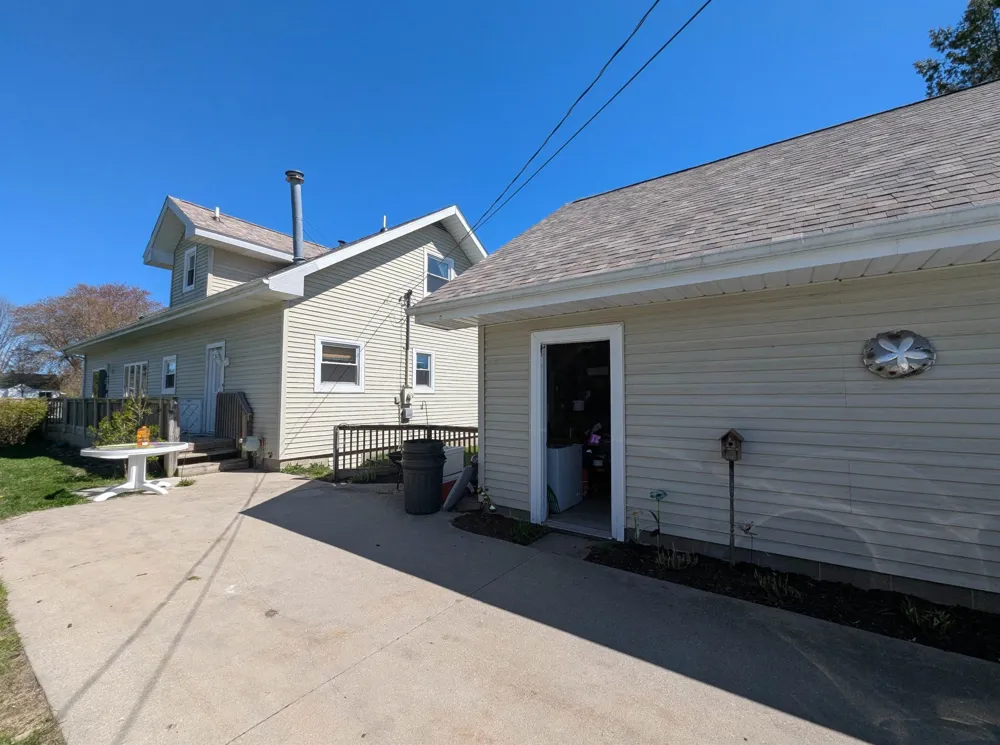 819 Augres River Drive Au Gres Township, MI 48703