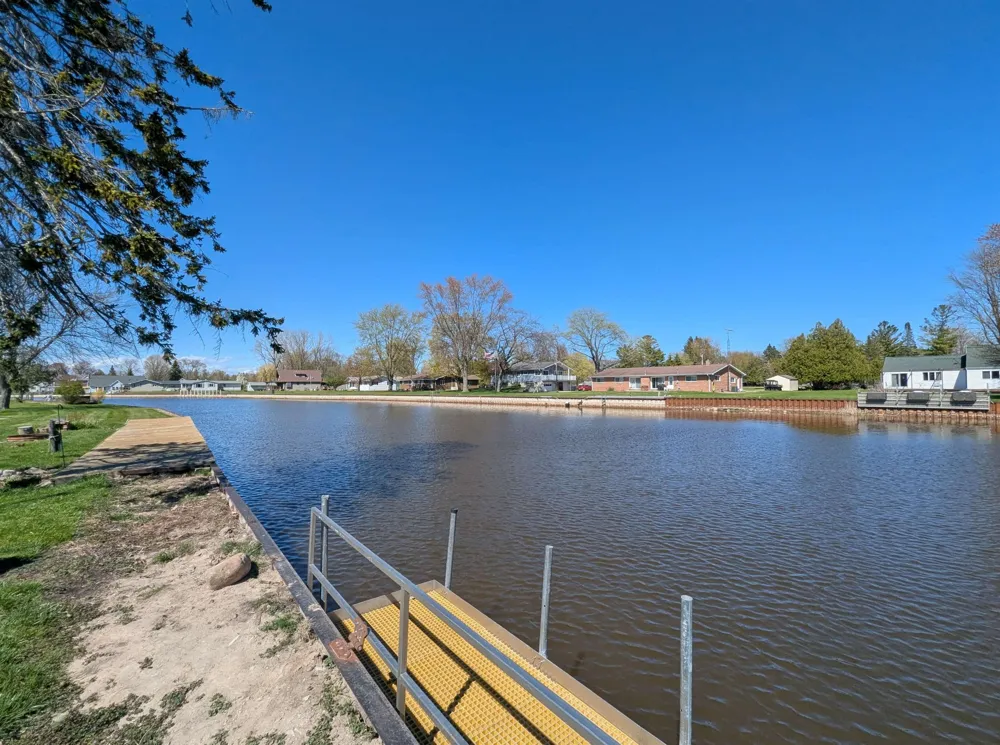 819 Augres River Drive Au Gres Township, MI 48703