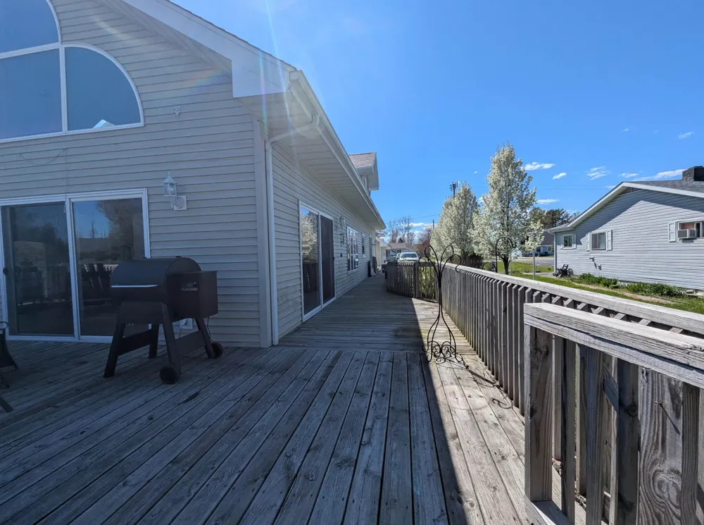 819 Augres River Drive Au Gres Township, MI 48703