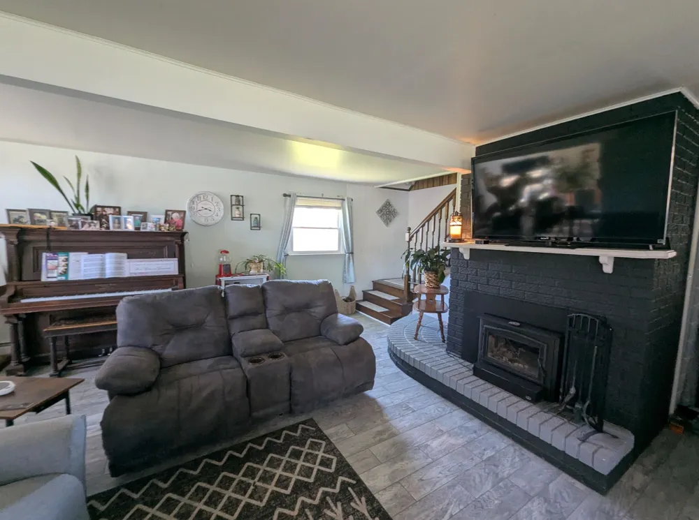 819 Augres River Drive Au Gres Township, MI 48703