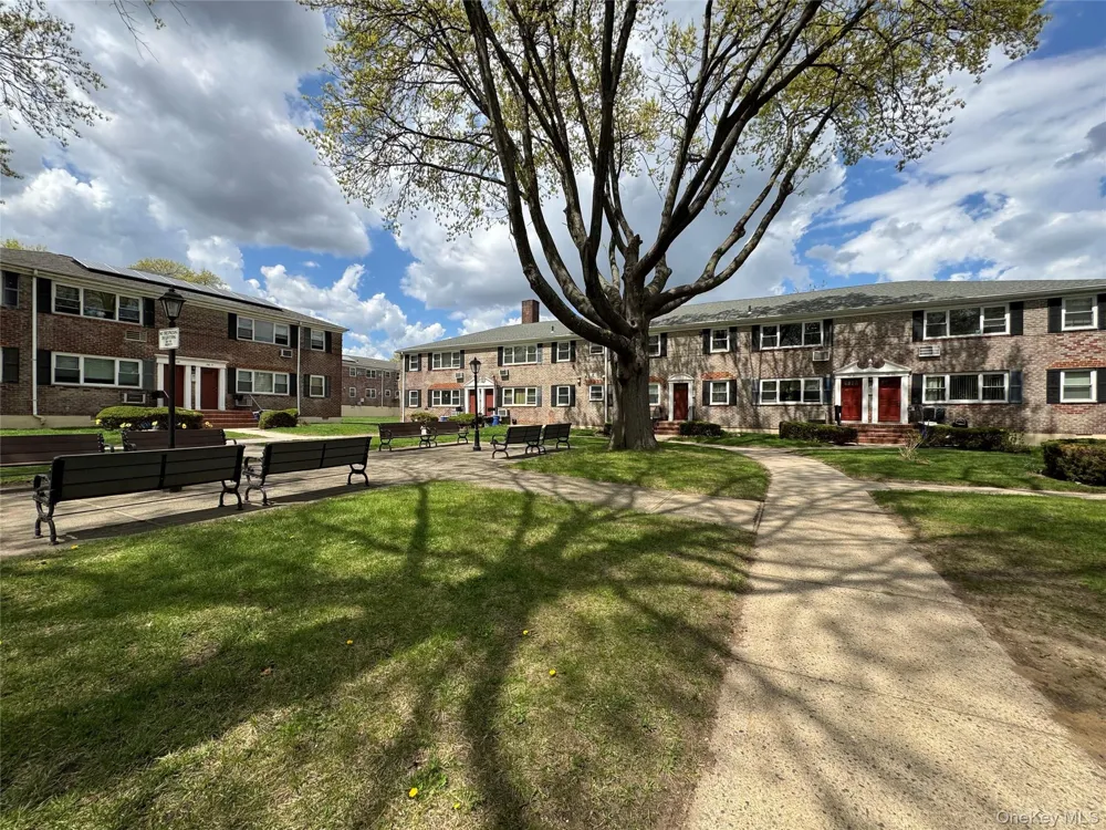 150-19 Jewel Ave #310B Flushing, NY 11367