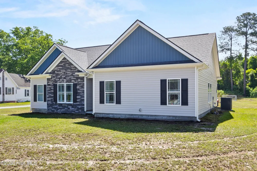 4201 Needmore Road Turkey, NC 28393