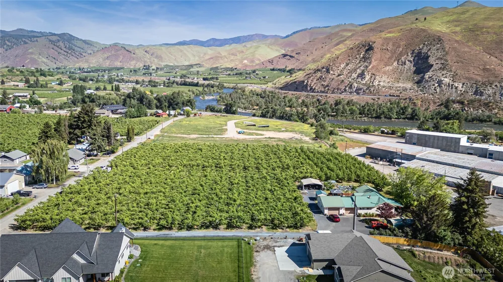 3925 Strutzel Road Monitor, WA 98836