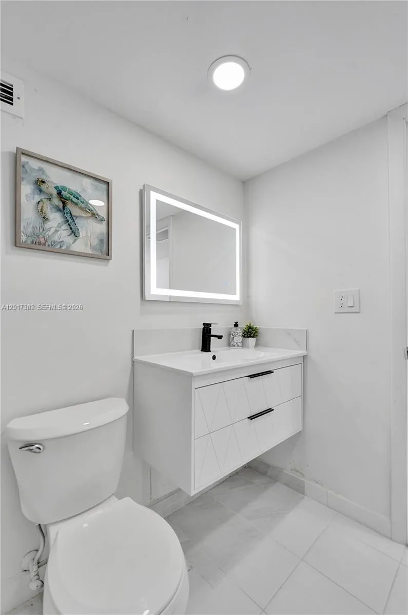 1600 S Ocean Dr #16B Hollywood, FL 33019