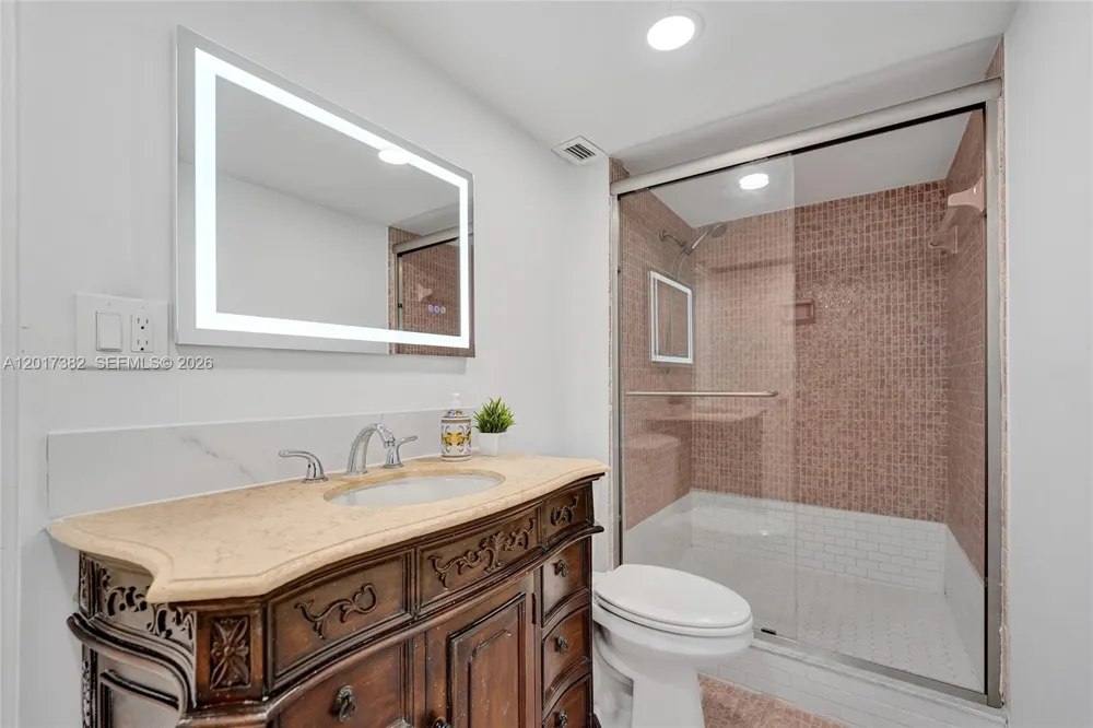 1600 S Ocean Dr #16B Hollywood, FL 33019