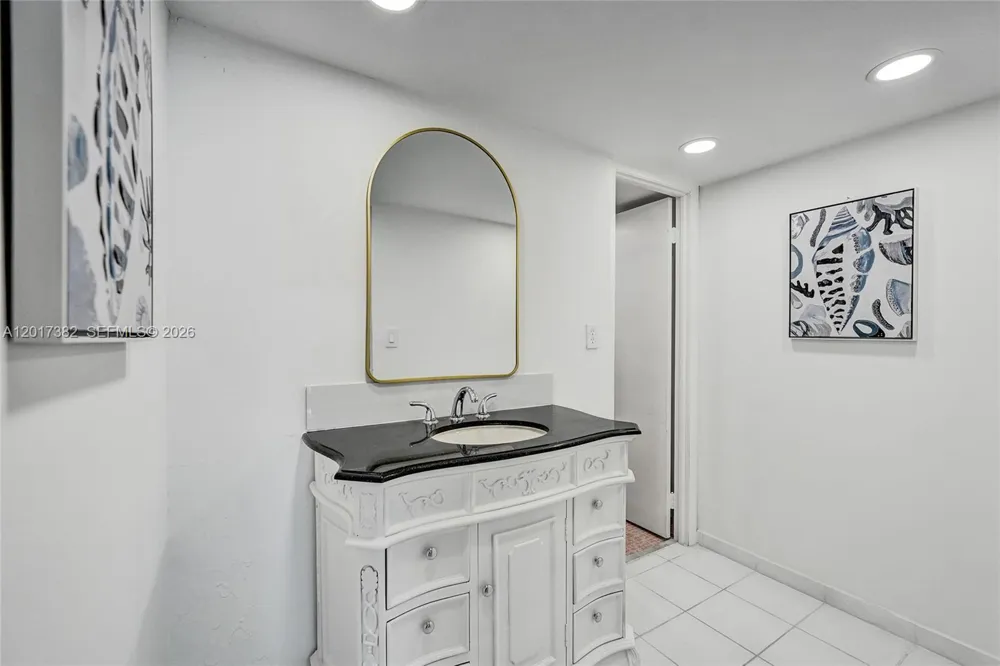 1600 S Ocean Dr #16B Hollywood, FL 33019