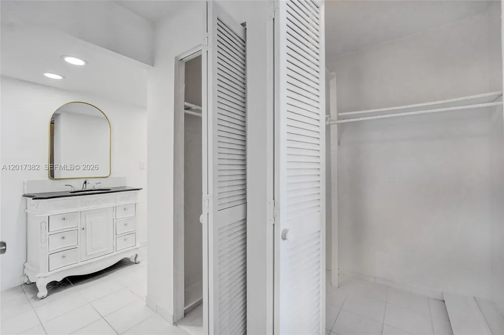 1600 S Ocean Dr #16B Hollywood, FL 33019
