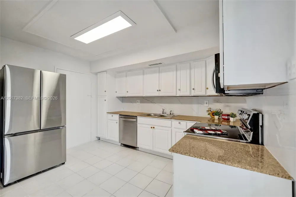 1600 S Ocean Dr #16B Hollywood, FL 33019