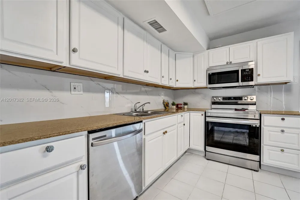 1600 S Ocean Dr #16B Hollywood, FL 33019