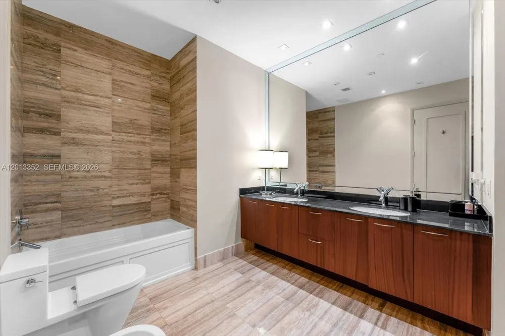 15811 Collins Ave #3605 Sunny Isles Beach, FL 33160