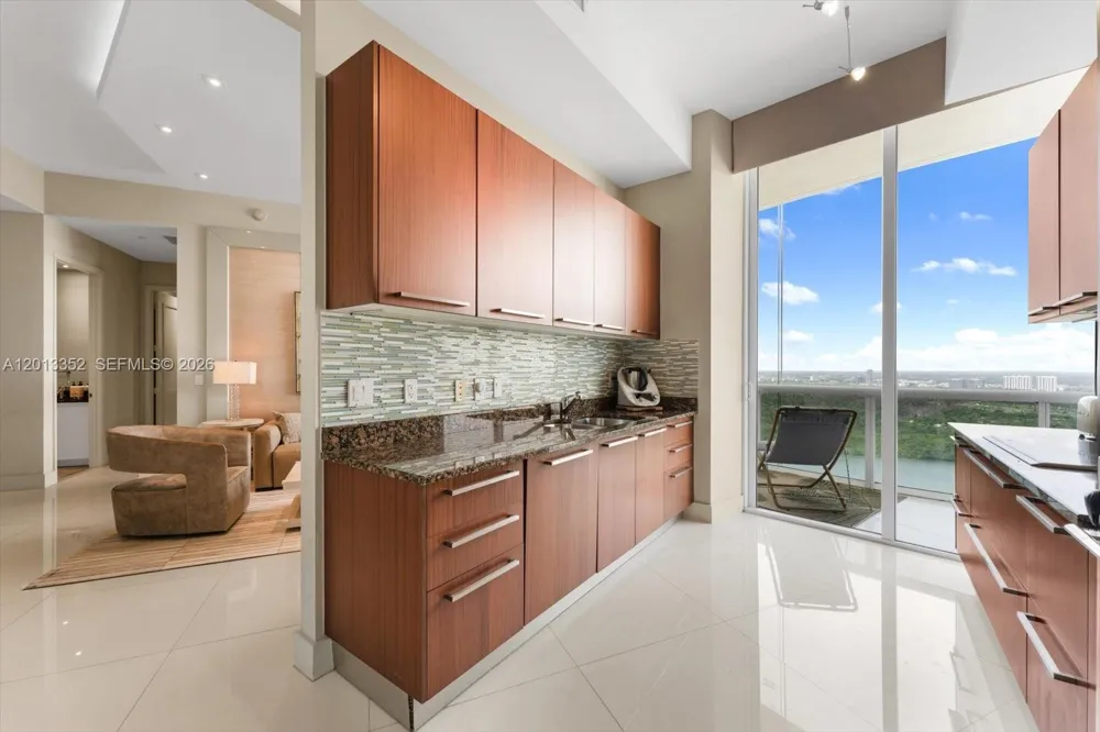 15811 Collins Ave #3605 Sunny Isles Beach, FL 33160