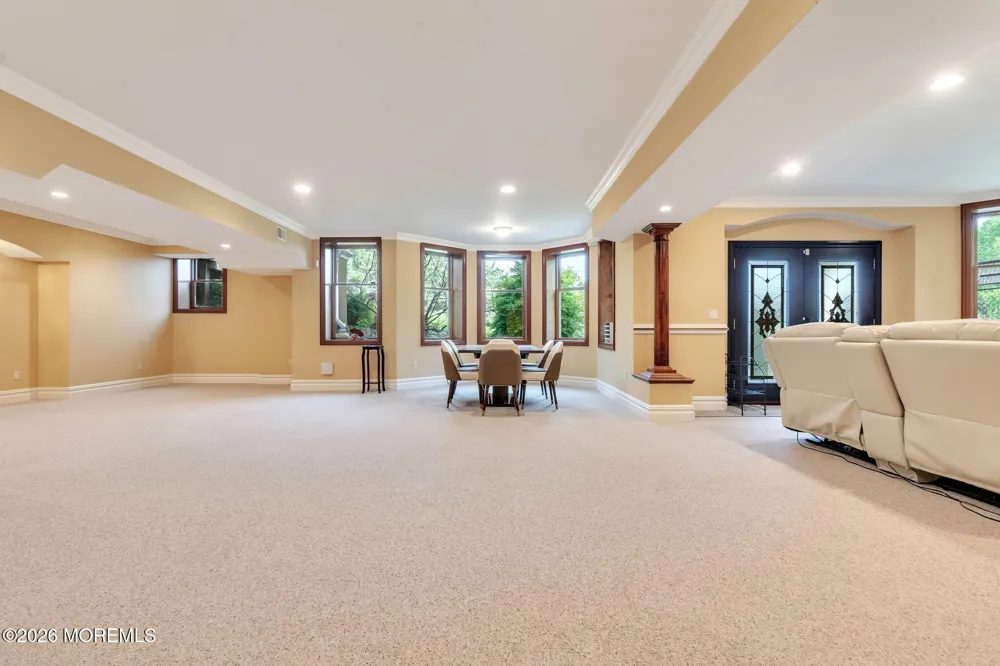 37 Robbins Road S Millstone, NJ 08510
