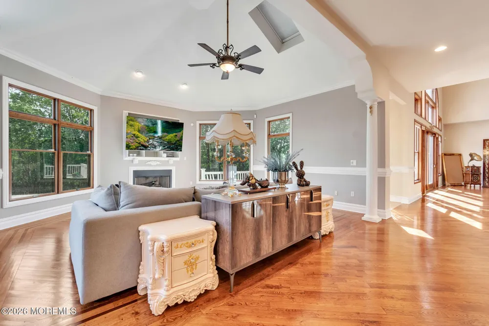 37 Robbins Road S Millstone, NJ 08510