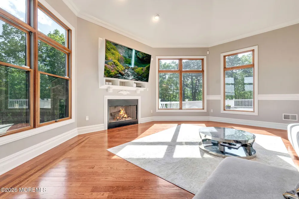 37 Robbins Road S Millstone, NJ 08510