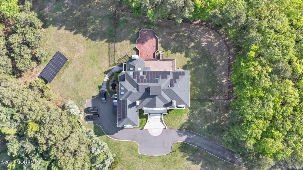 37 Robbins Road S Millstone, NJ 08510