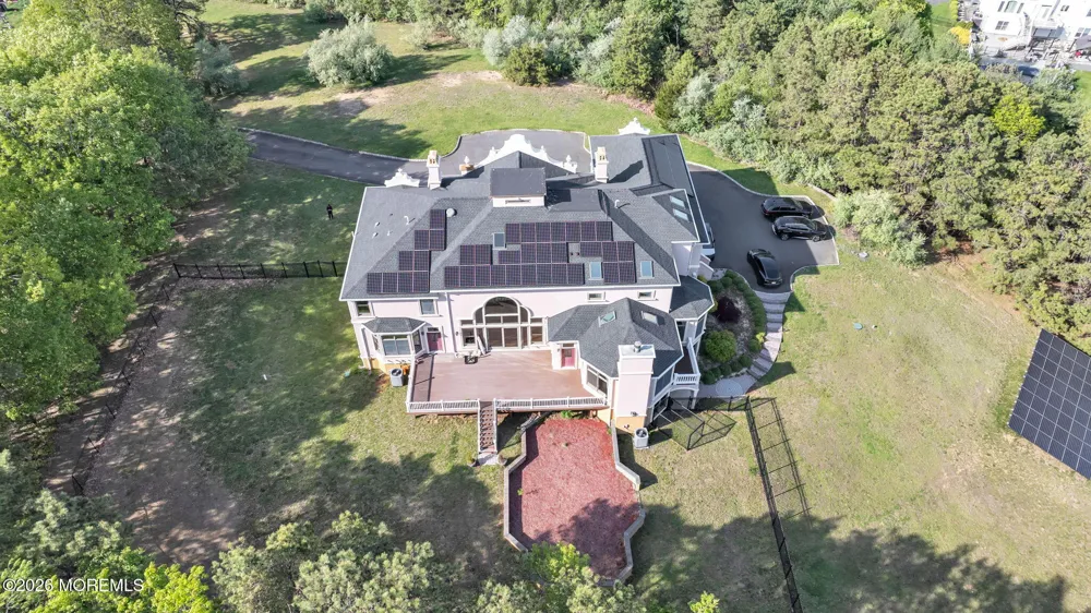 37 Robbins Road S Millstone, NJ 08510