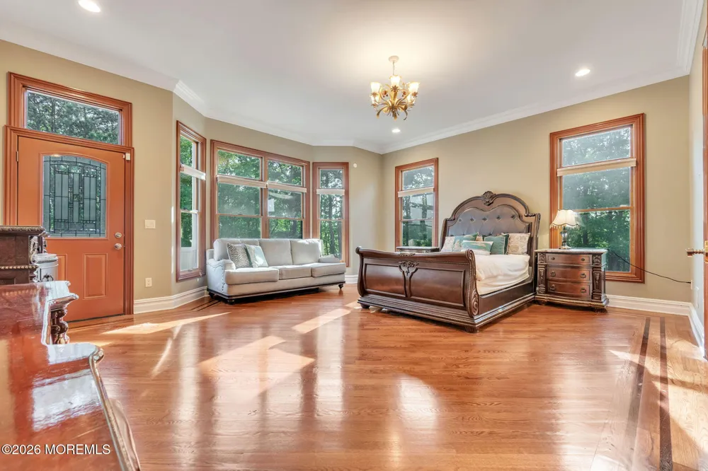 37 Robbins Road S Millstone, NJ 08510