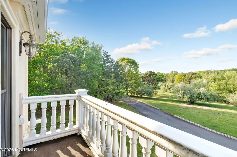 37 Robbins Road S Millstone, NJ 08510