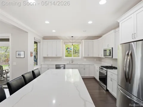 3513 Pointe Shore Drive