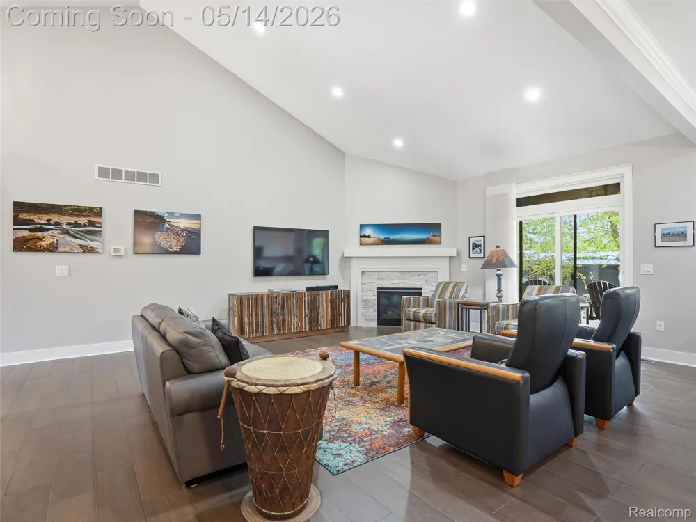 3513 Pointe Shore Drive Brighton Township, MI 48114