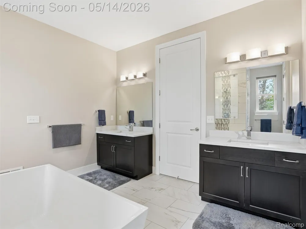 3513 Pointe Shore Drive Brighton Township, MI 48114