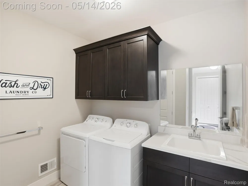 3513 Pointe Shore Drive Brighton Township, MI 48114