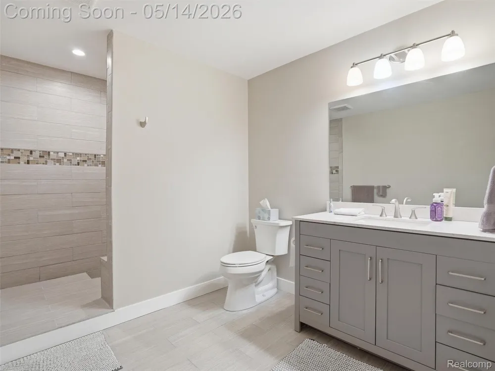 3513 Pointe Shore Drive Brighton Township, MI 48114