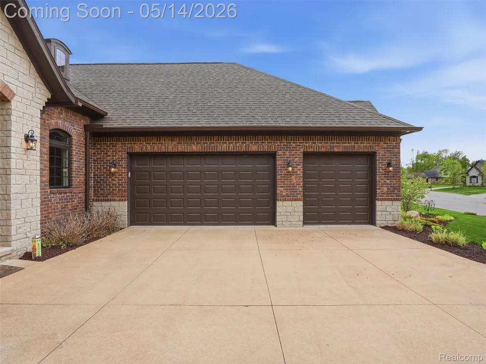 3513 Pointe Shore Drive Brighton Township, MI 48114