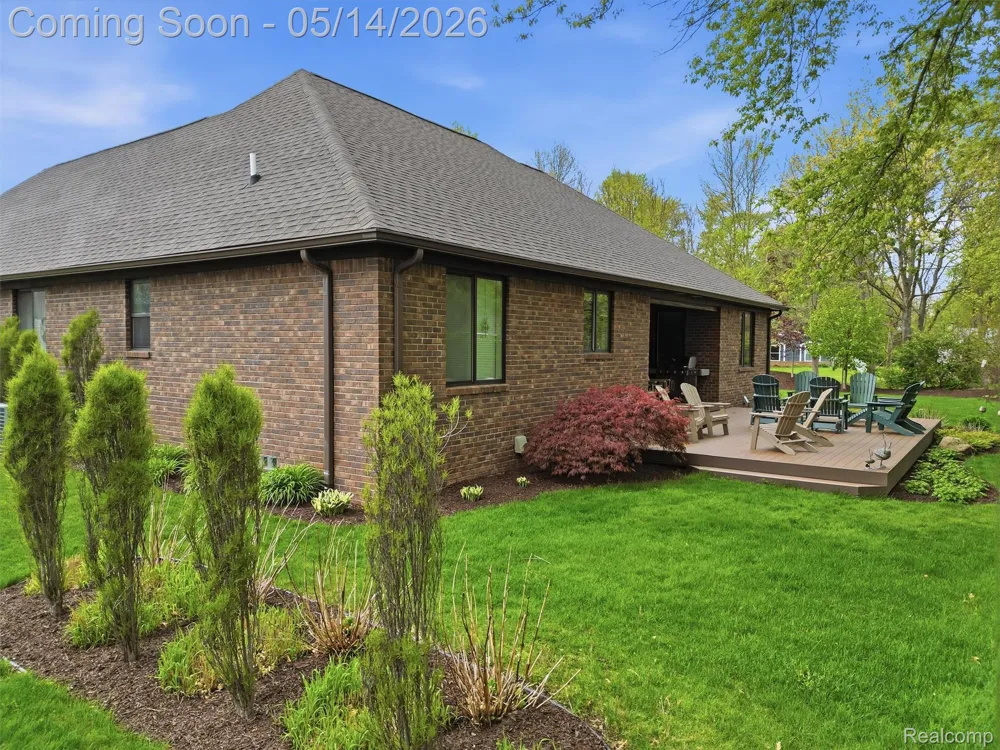 3513 Pointe Shore Drive Brighton Township, MI 48114
