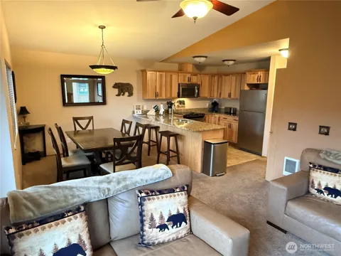 525 Alpine Place #G3
