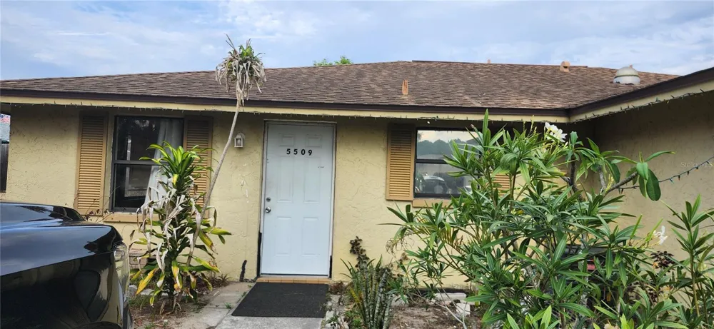 5509 RIDDLE ROAD Holiday, FL 34690